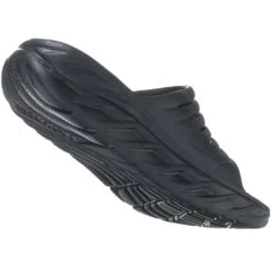 HOKA ONE ONE ORA RECOVERY SLIDE 2 W BLACK/BLACK 22 10 HOKA ONE ONE ORA RECOVERY SLIDE 2 W BLACK/BLACK 22 -Passionné De Plein Air 9 110344 ora recovery slide 2 w black black 1134527 blk 03