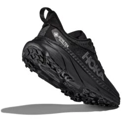 HOKA ONE ONE CHALLENGER 7 GORE-TEX W BLACK/BLACK 23 12 HOKA ONE ONE CHALLENGER 7 GORE-TEX W BLACK/BLACK 23 -Passionné De Plein Air 9 124155 challenger 7 gore tex w black black 1134502 bblc 05