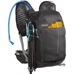 CAMELBAK OCTANE 25, 70OZ, BLACK/BLUEFISH 22 12 CAMELBAK OCTANE 25, 70OZ, BLACK/BLUEFISH 22 -Passionné De Plein Air 9 71244 octane 25 70oz black bluefish c2205001000 05